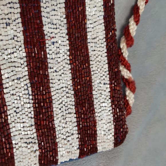 Beaded Red, White and Blue US Flag Purse - Picture 4 of 8